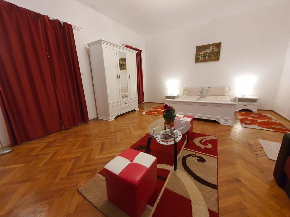 Apartament Enescu Тімішоара Екстер'єр фото