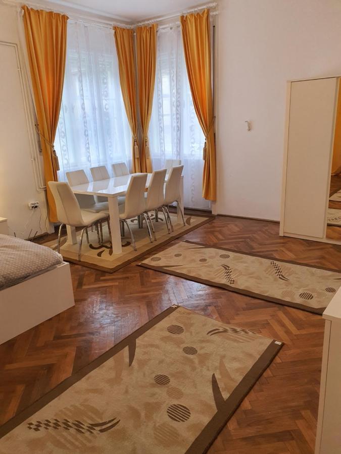 Apartament Enescu Тімішоара Екстер'єр фото