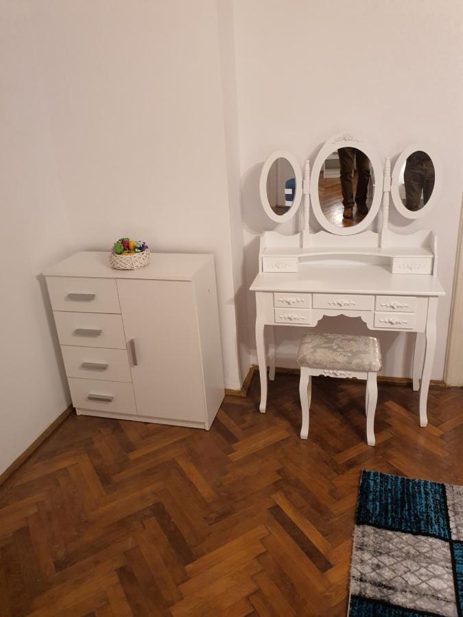 Apartament Enescu Тімішоара Екстер'єр фото
